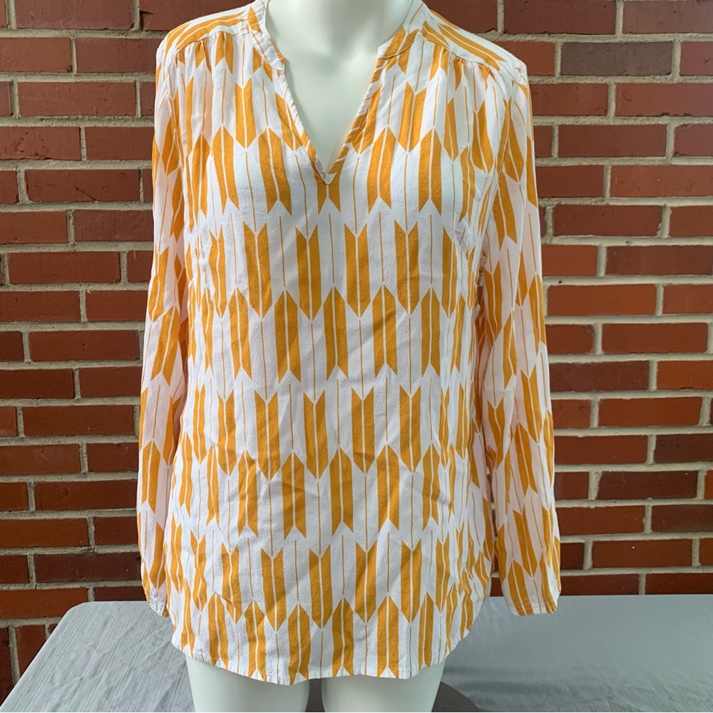 Pendleton gold and white v neck viscose long sleeve career casual blouse- L